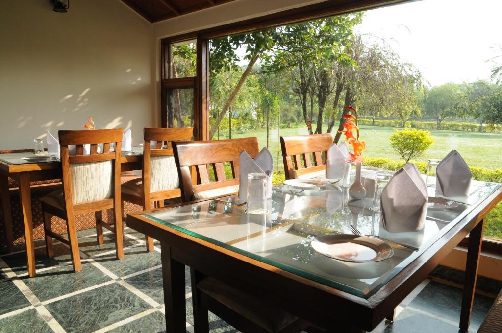 Naturoville Ayurvedic And Yoga Retreat Rishīkesh Exterior foto
