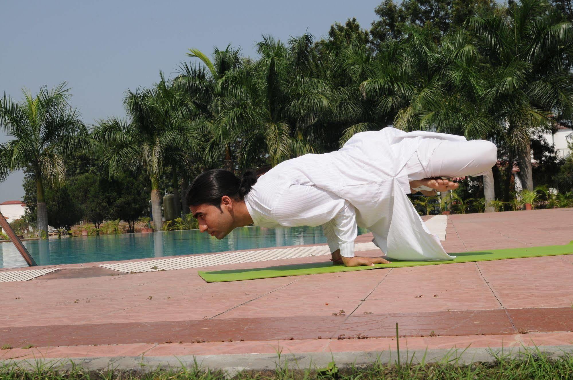 Naturoville Ayurvedic And Yoga Retreat Rishīkesh Exterior foto