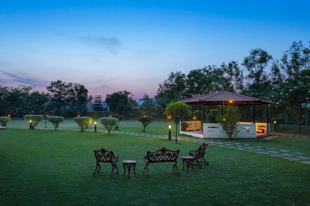 Naturoville Ayurvedic And Yoga Retreat Rishīkesh Exterior foto